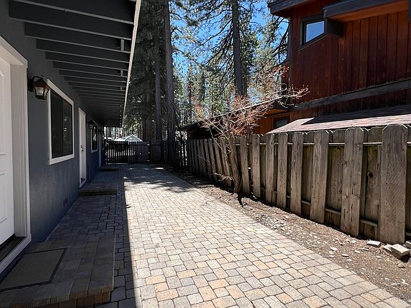 2nd image of 985 Lakeview Ave #2