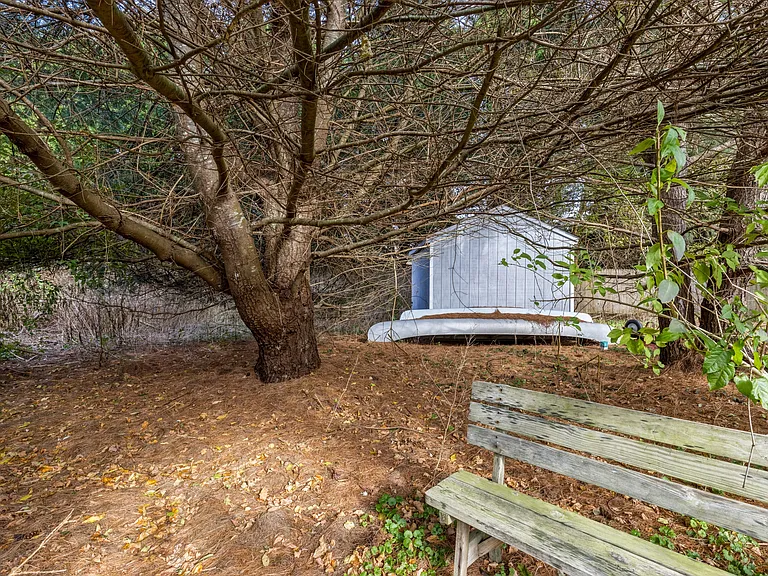 122 Strongs Ln — Photo 18