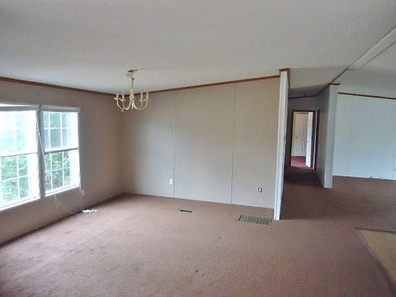 5th image of 162 Mattie Wells Dr