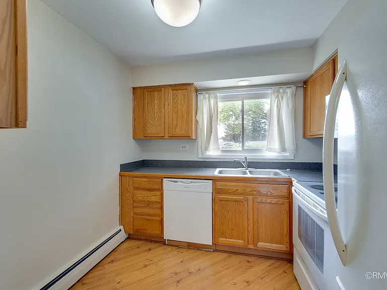 337 N Carter St #101 — Photo 7