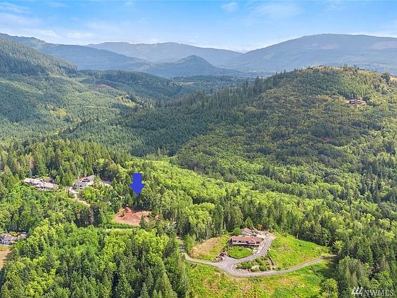 3rd image of 15941 Mountain Dr