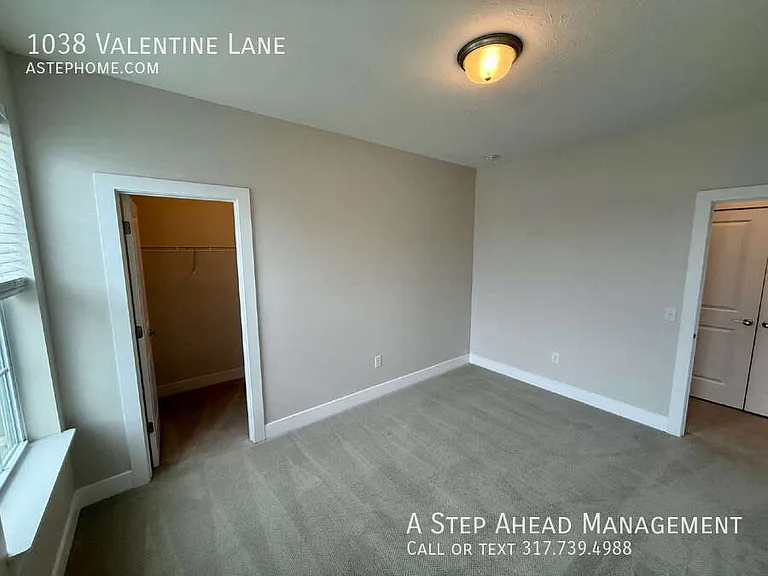 1038 Valentine Ln — Photo 12