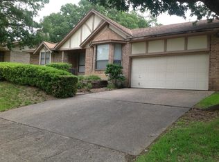 5804 Highgate Dr, Arlington, TX 76016