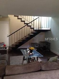 2nd image of 413 Meadowood Blvd