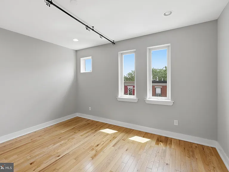 2313 Ellsworth St — Photo 12
