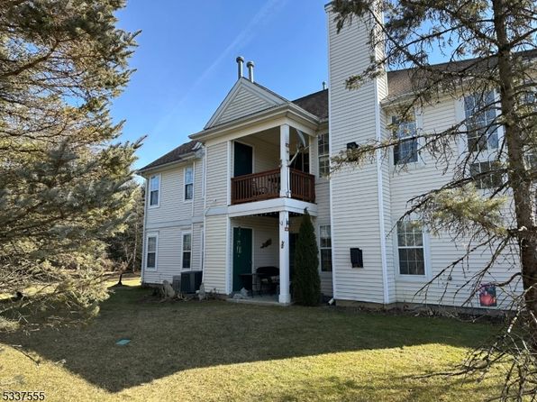 646 Honeybrook Cir