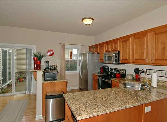 4th image of 6322 Beechtree Dr