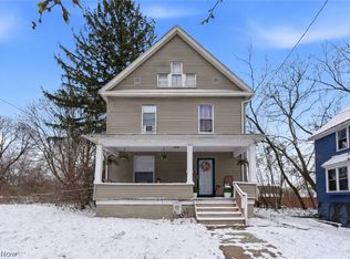 975 Raymond St, Akron, OH 44307