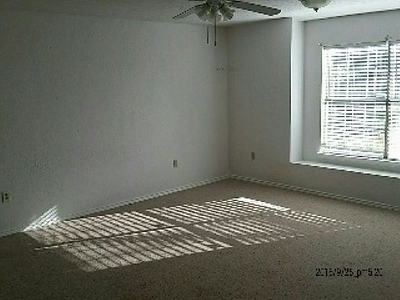 4th image of 2228 NW Williams Ave