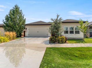 9865 W Wildbranch Dr, Star, ID 83669