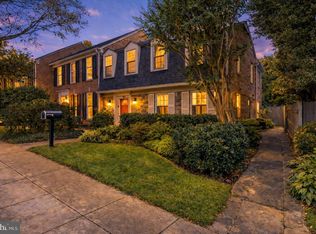 4257 Fordham Rd NW, Washington, DC 20016