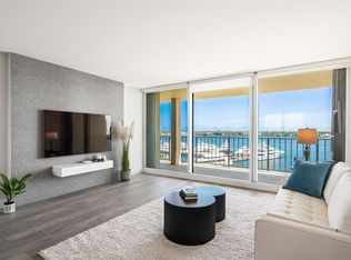 132 Lakeshore Dr APT 717, North Palm Beach, FL 33408