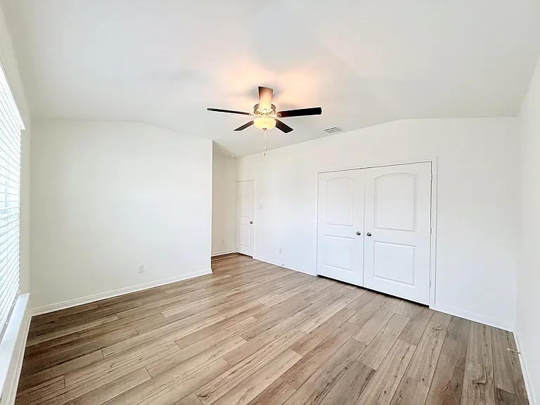 10838 Emerick St — Photo 10