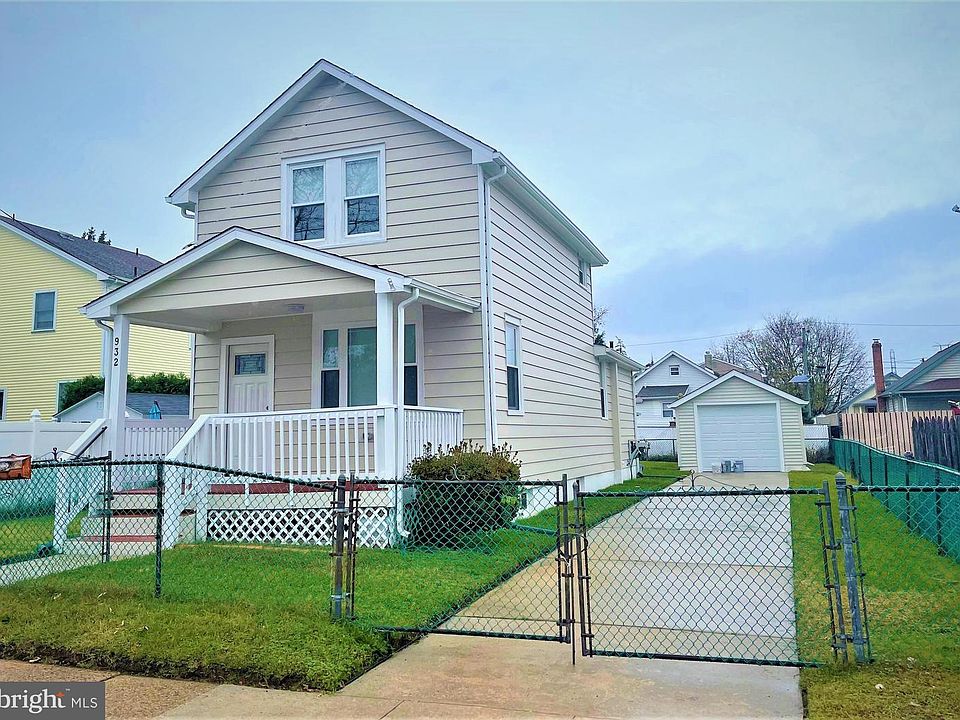 1st image of 932 Oakland Ave