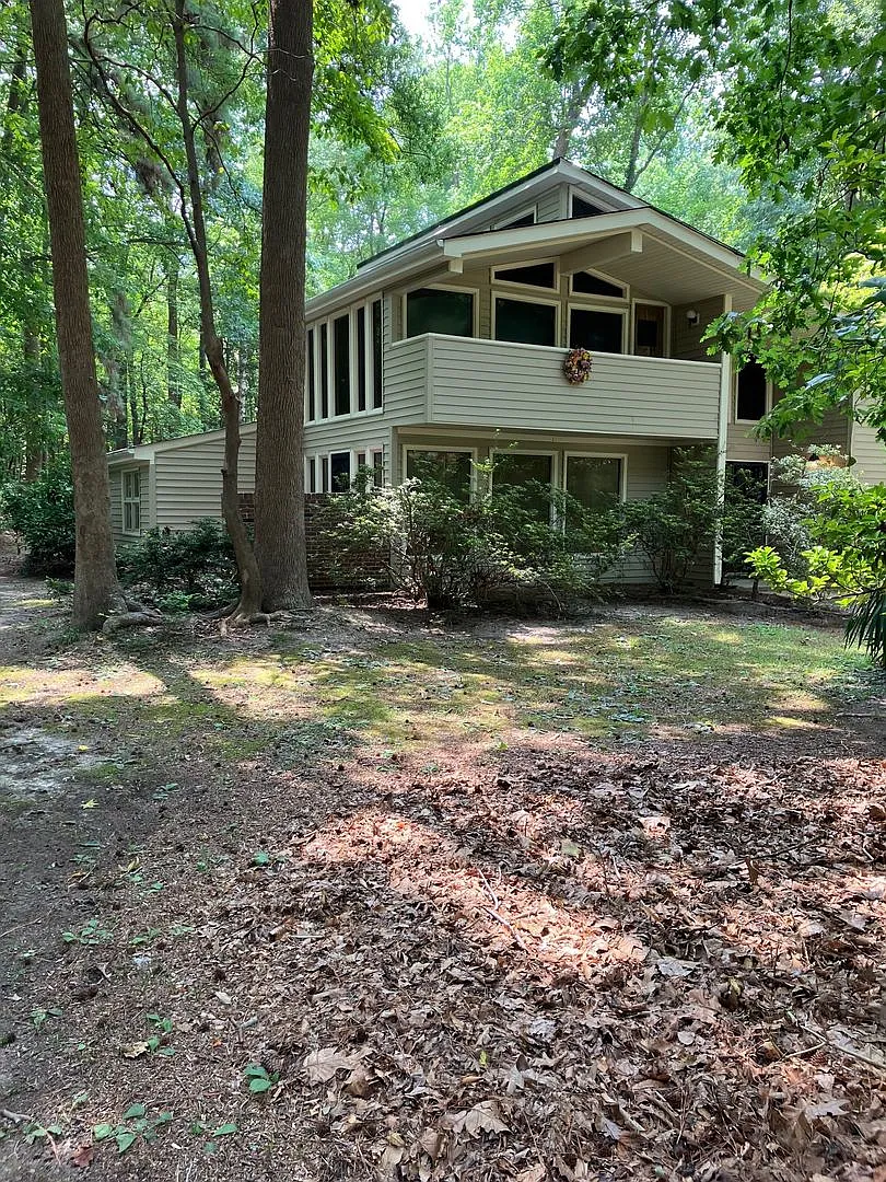 4852 Rosewell Drive — Photo 3