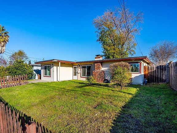 2nd image of 2862 La Salle Avenue