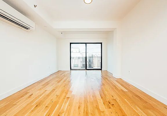 4th image of 111 Clarkson Ave APT 7D