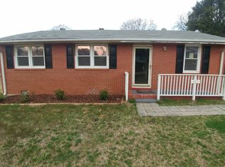 805 Campanella Ln, Raleigh, NC 27610