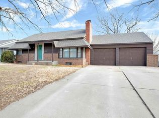 1008 S Doreen St, Wichita, KS 67207