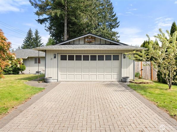3602 Surrey Drive NE, Olympia, WA 98506