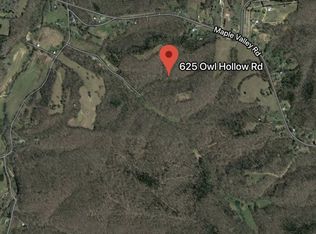 625 Owl Hollow Rd, Charlotte, TN 37036