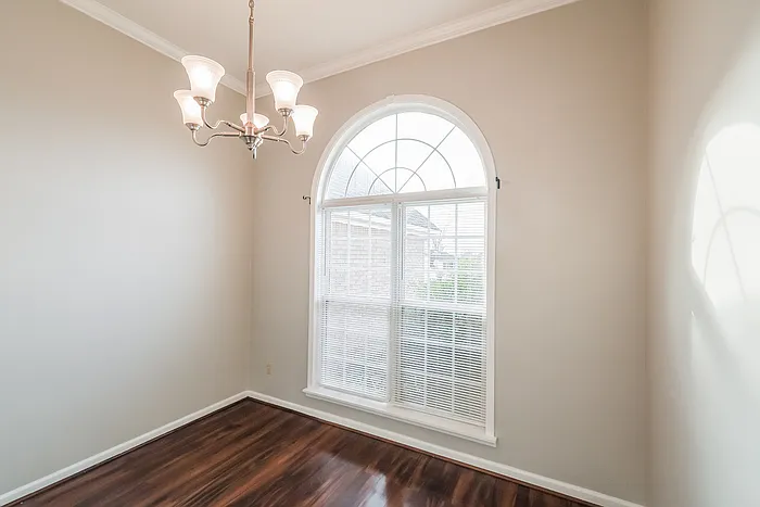 8747 Rolling Hills Dr — Photo 4