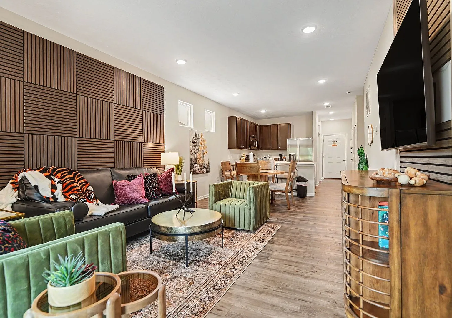 Bright & New 2BR Duplex | Family Friendly — Photo 4