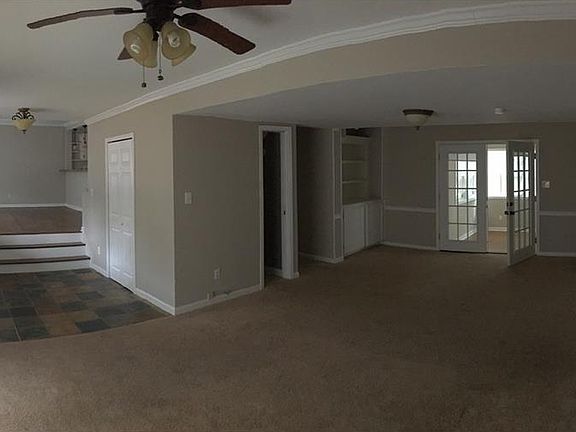 4th image of 2145 Powers Ferry Dr SE
