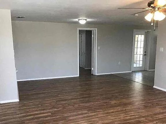 2nd image of 1034 Cameo Cir