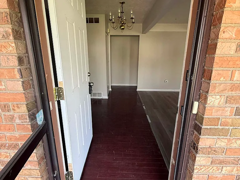 128 Grant Cir — Photo 7