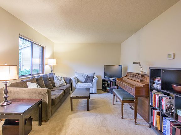 3rd image of 1801 Ibson Dr