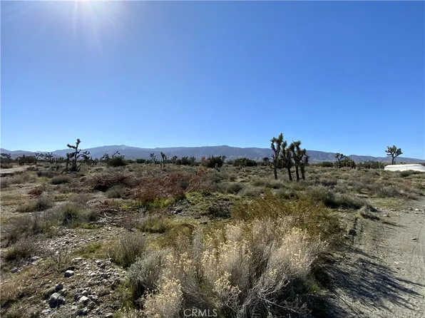 9040 La Tuna Canyon Rd #22, Sun Valley, CA 91352