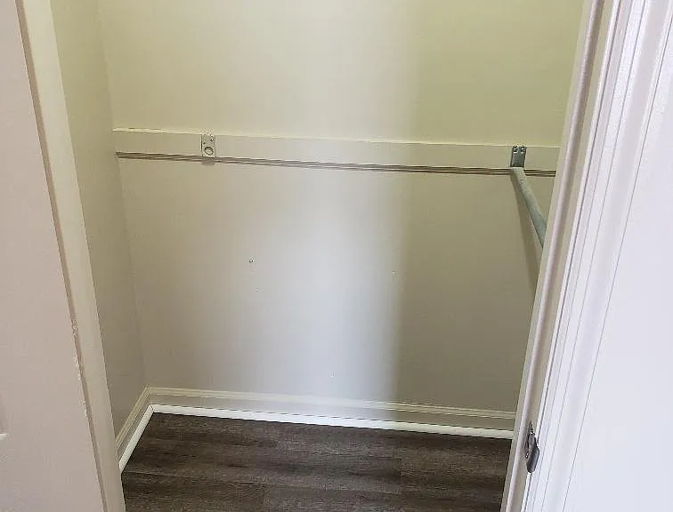 230 Lanier Dr #215 — Photo 20