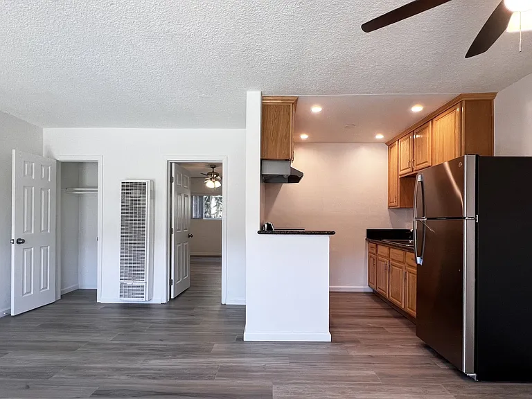 1719 W Malvern Ave #2 — Photo 12
