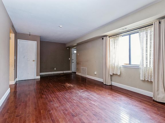 5th image of 177 Pointe Cir N #177