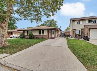 3090 Fairlane Cres, Windsor, ON N8W4Y6