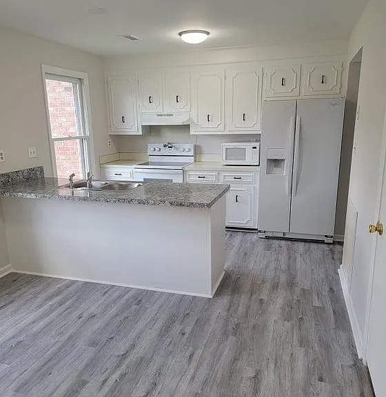 4319 Briarstone Ct — Photo 1