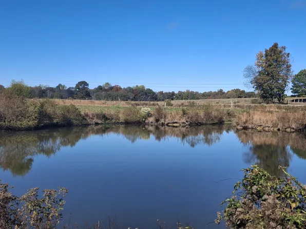 160 Little Egypt Rd, Tuscumbia, AL 35674