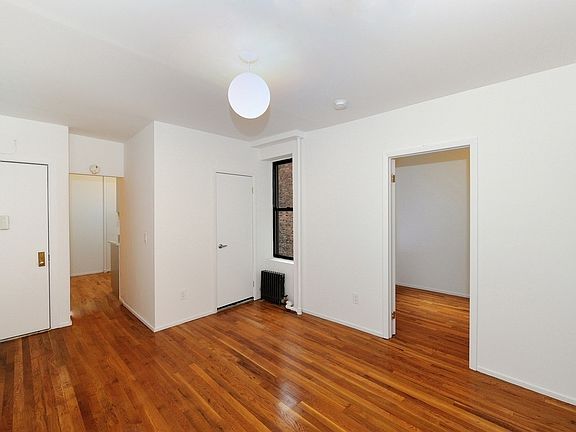 3rd image of 236 W 15th St APT 51