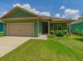 8528 Carlos St, Navarre, FL 32566