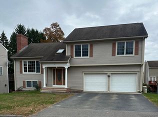 14 Belcourt Rd, Worcester, MA 01605