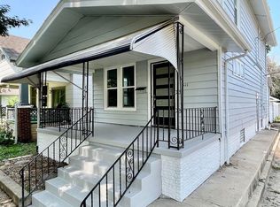 611 SW Western Ave, Topeka, KS 66606