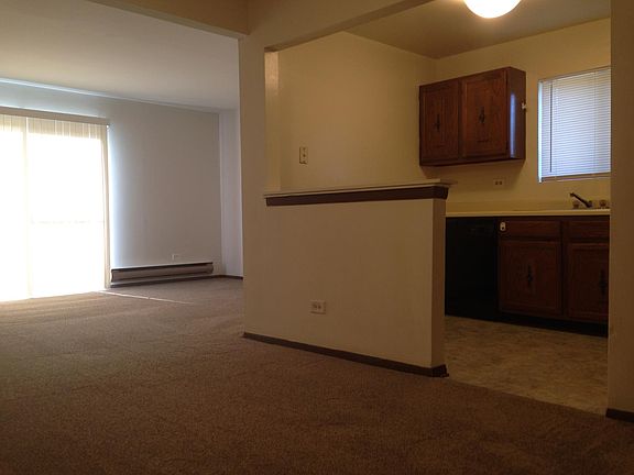 5th image of 1512 N Silver Ln APT 1A