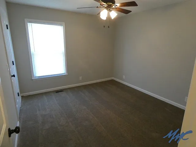 2262 Patriot Dr — Photo 9