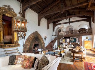 17520 Revello Dr, Pacific Palisades, CA 90272