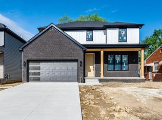 4107 Devon Rd, Royal Oak, MI 48073