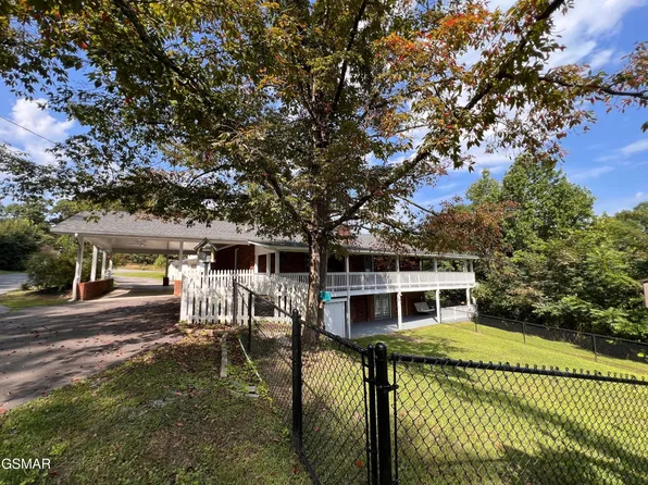 2531 Highland Park Dr, Pigeon Forge, TN 37863