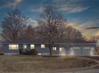 3139 61st Street Ln, Shellsburg, IA 52332