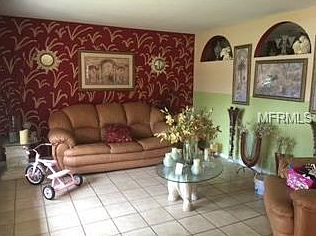 5th image of 8307 Fountain Ave