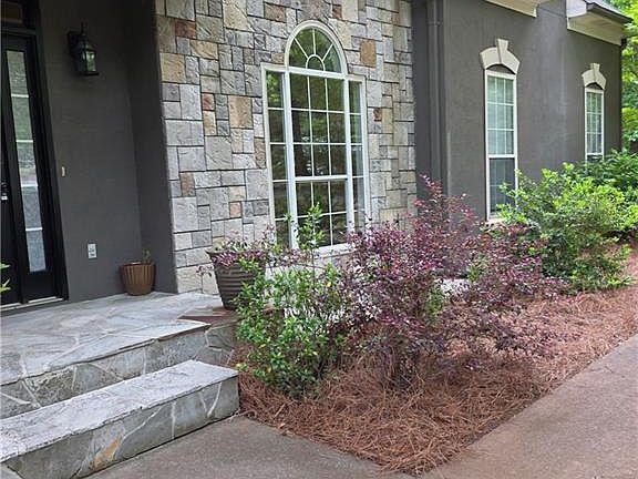 3rd image of 4115 S Laurel Grove Rd